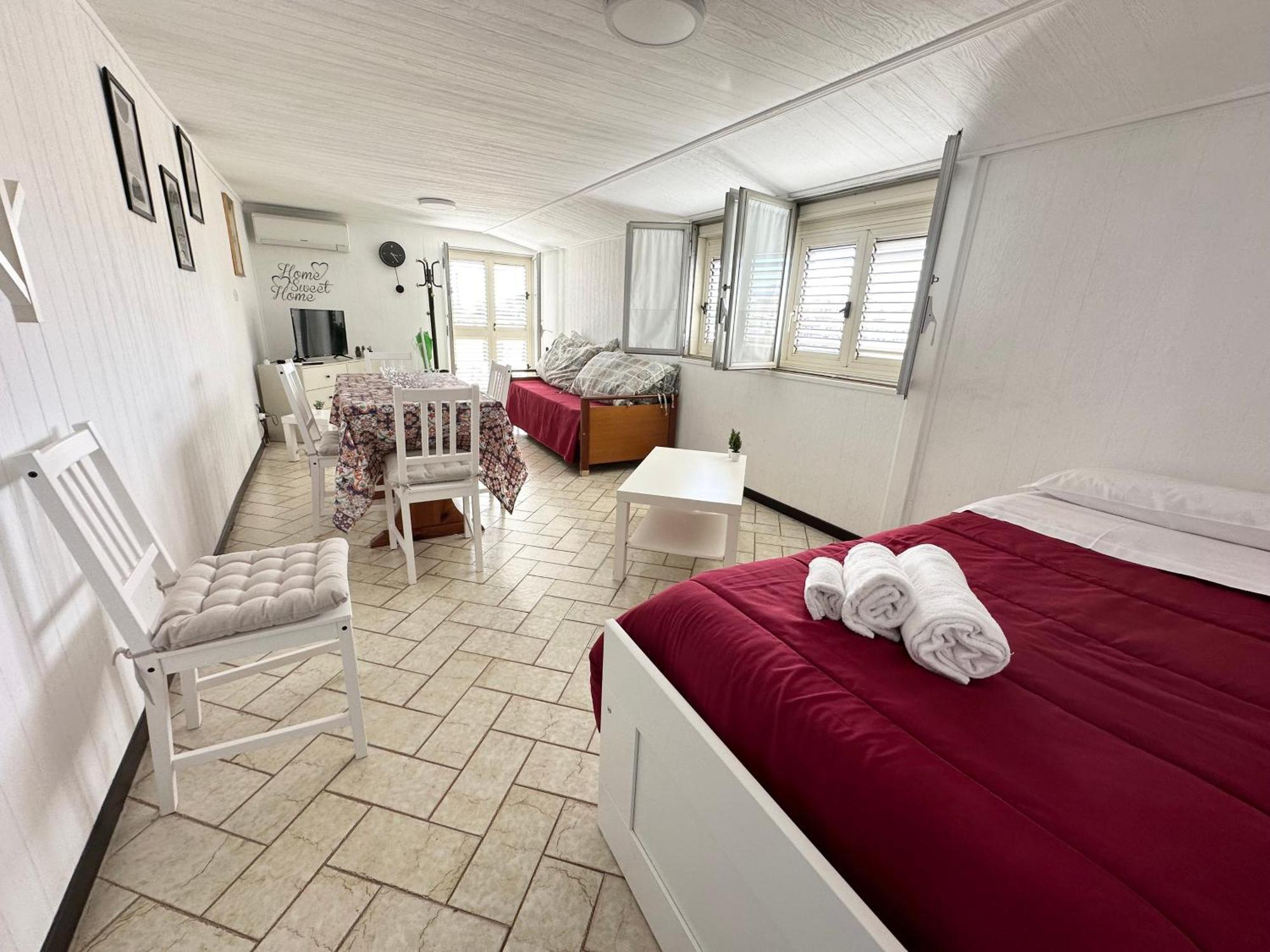 Apartament Attico Di Giggia Giardini-Naxos Zewnętrze zdjęcie